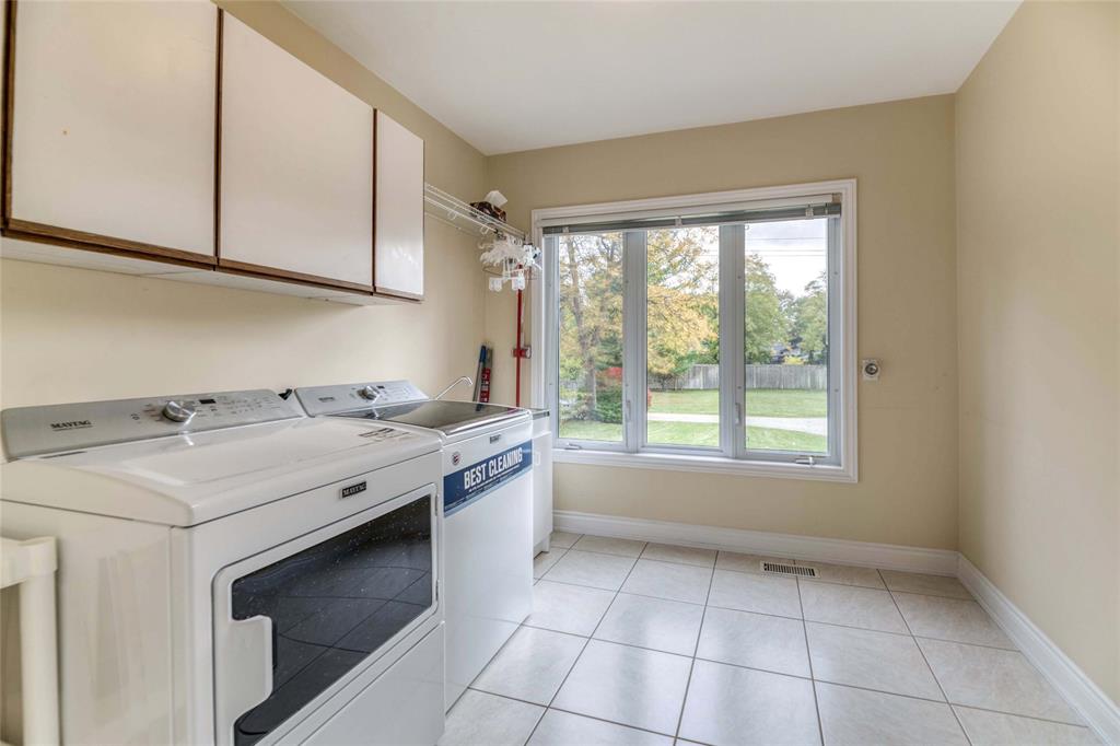 1224 LAKE HURON Parkway, Sarnia, Ontario, Canada