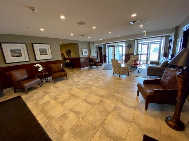 350 FRONT Street North Unit# 703, Sarnia, Ontario, Canada
