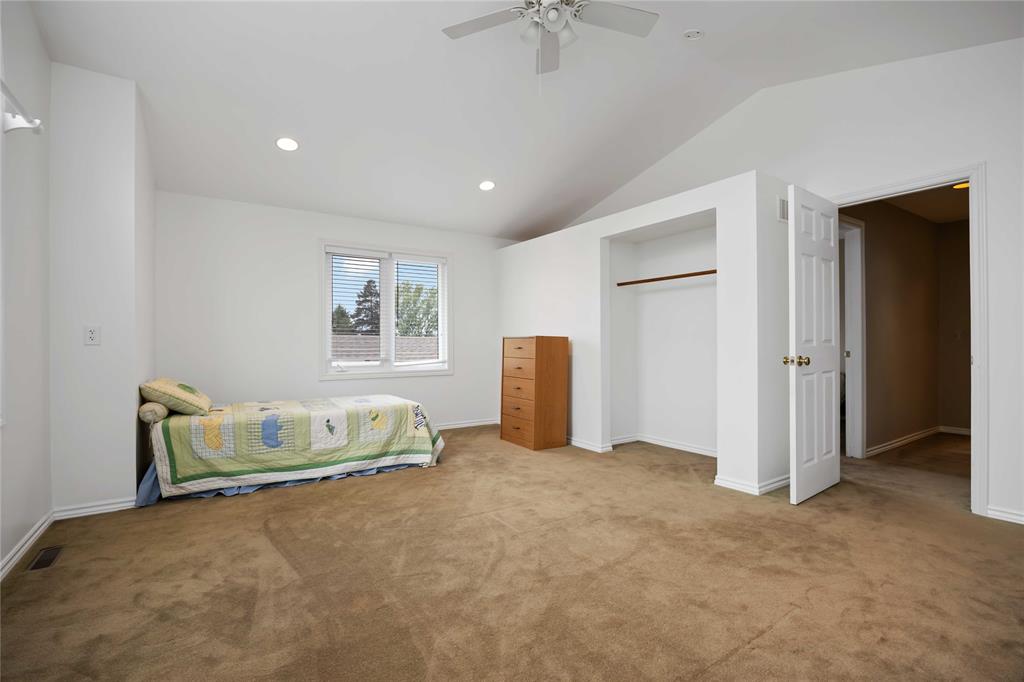 3490 Queen Street, Plympton-Wyoming, Ontario, Canada photo 31