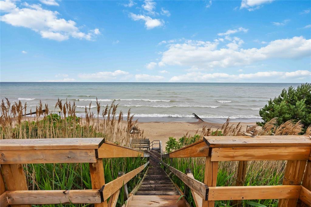 3490 Queen Street, Plympton-Wyoming, Ontario, Canada photo 41