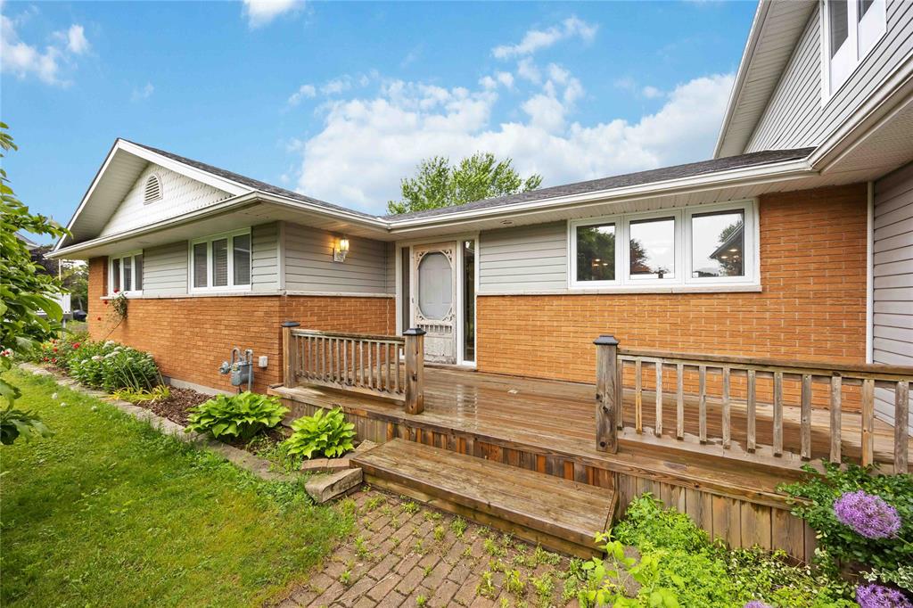 3490 Queen Street, Plympton-Wyoming, Ontario, Canada photo 47