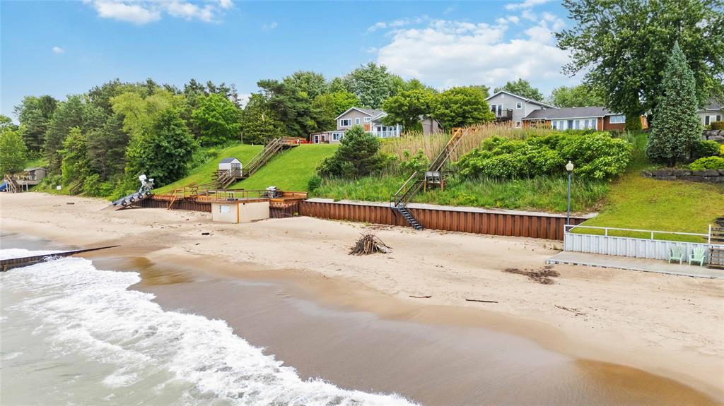 3490 Queen Street, Plympton-Wyoming, Ontario, Canada photo 48