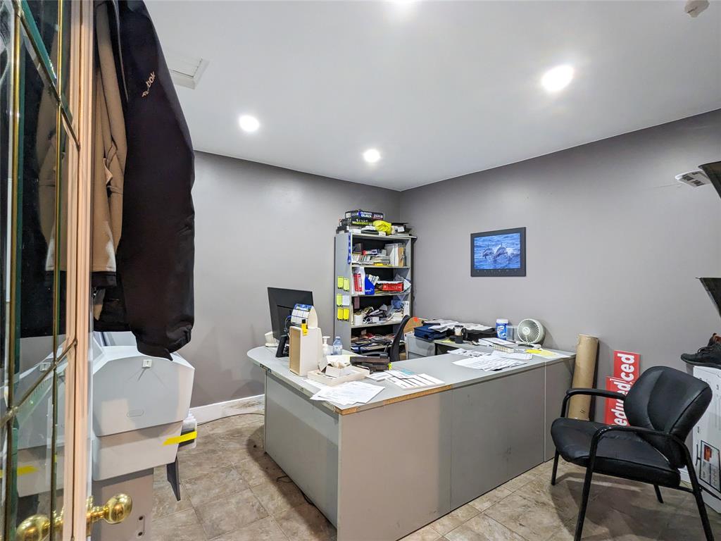 529, 533 & 537 CHRISTINA Street North, Sarnia, Ontario, Canada
