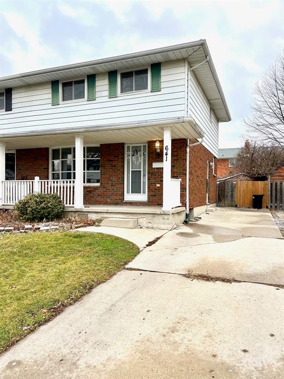 641 ROGER Street, Sarnia, Ontario, Canada