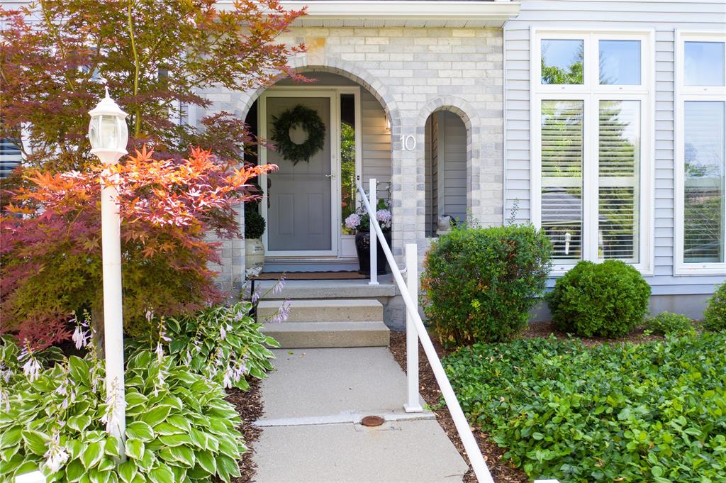 1730 MURPHY Road Unit# 10, Sarnia, Ontario, Canada