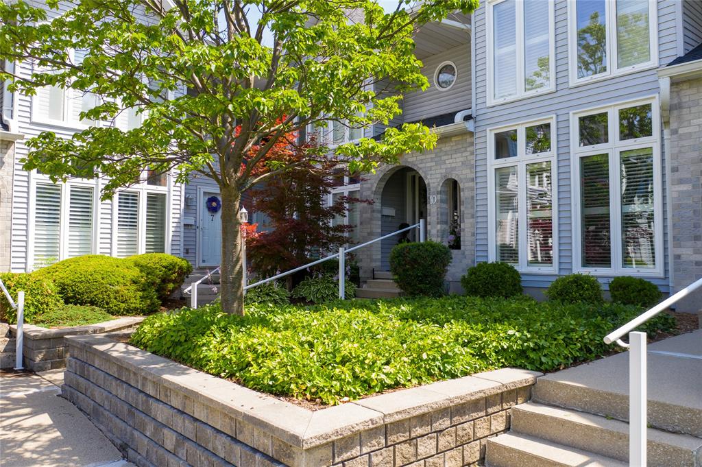 1730 MURPHY Road Unit# 10, Sarnia, Ontario, Canada