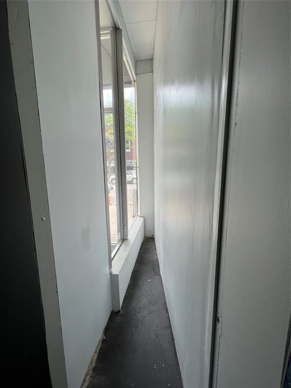 143 CHRISTINA Street North Unit# 1, Sarnia, Ontario, Canada