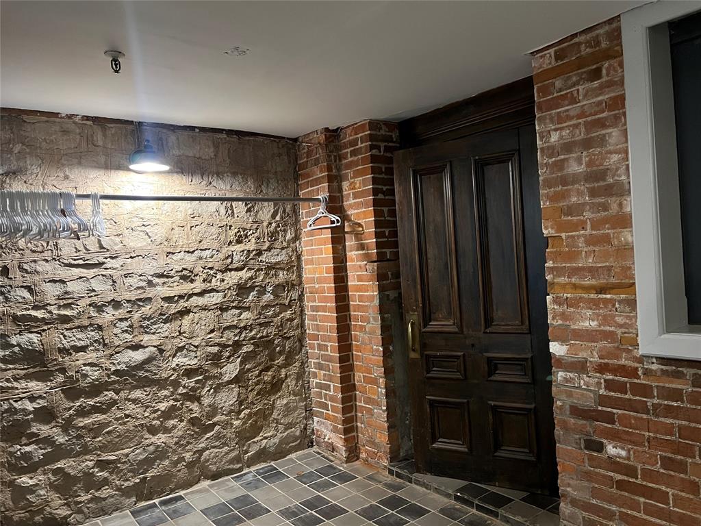 148 FRONT Street North, Sarnia, Ontario, Canada photo 11