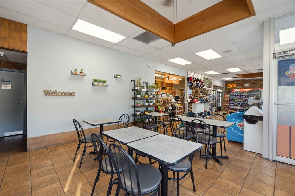 313 CHRISTINA Street North, Sarnia, Ontario, Canada photo 8