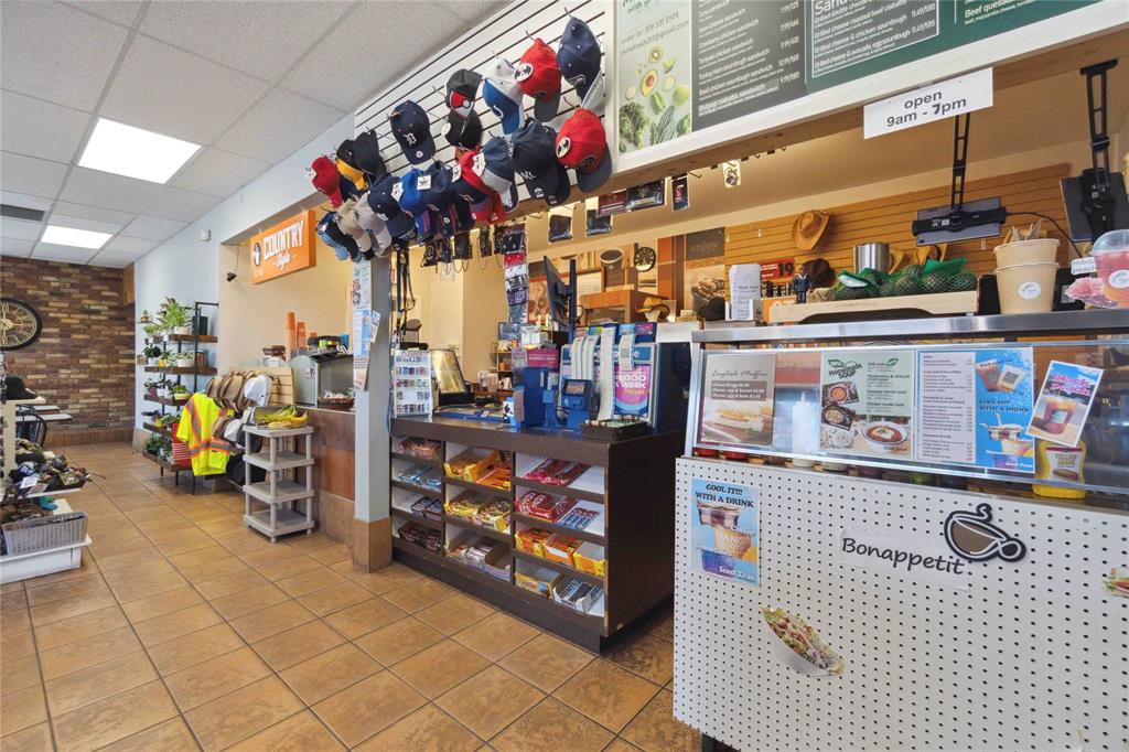 313 CHRISTINA Street North, Sarnia, Ontario, Canada photo 12