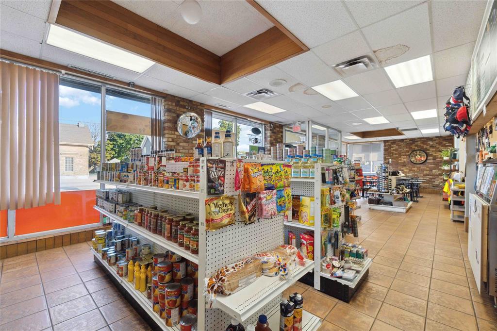 313 CHRISTINA Street North, Sarnia, Ontario, Canada photo 13