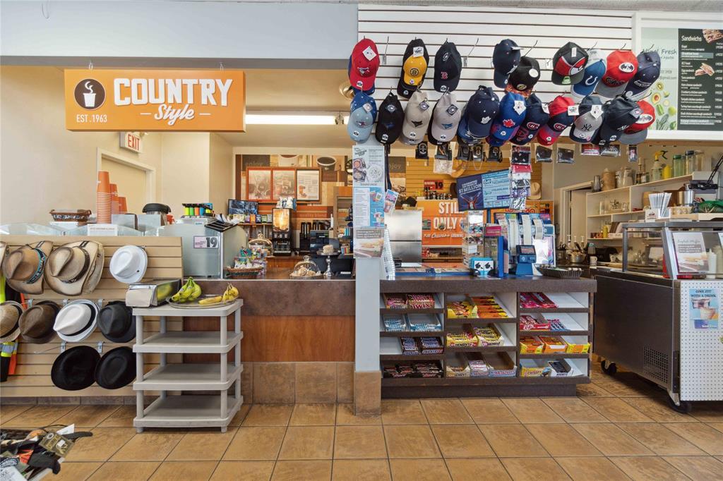 313 CHRISTINA Street North, Sarnia, Ontario, Canada photo 19