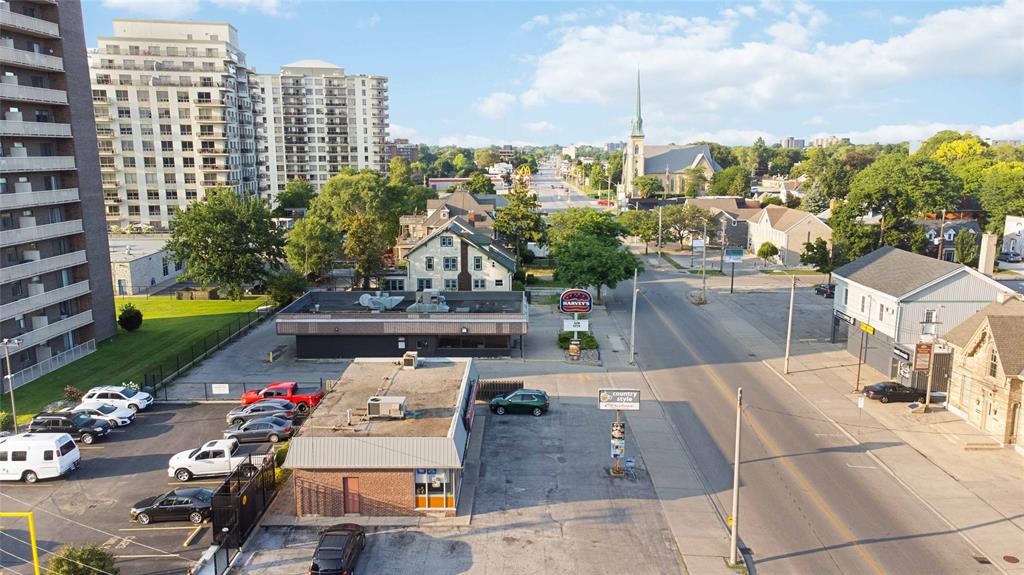 313 CHRISTINA Street North, Sarnia, Ontario, Canada photo 34