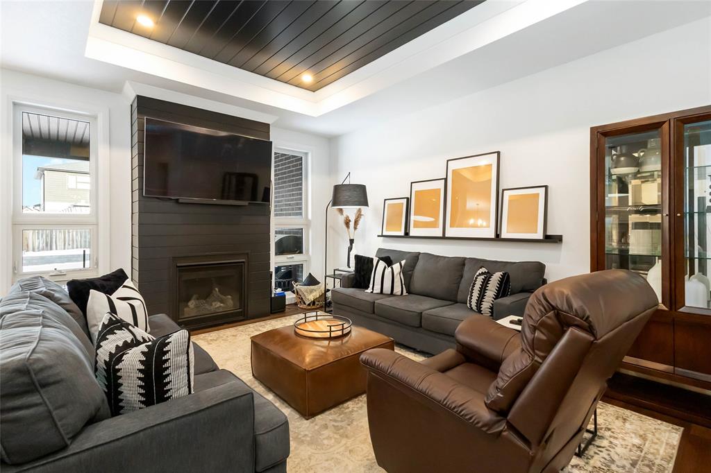 17 KEMP Crescent, Strathroy, Ontario, Canada photo 9