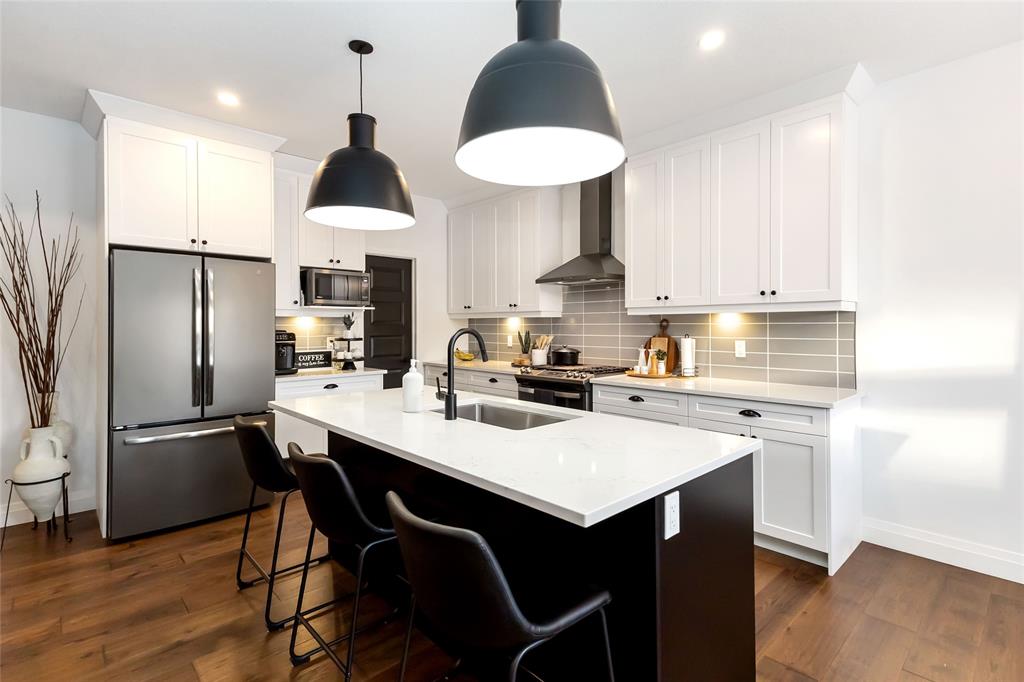 17 KEMP Crescent, Strathroy, Ontario, Canada photo 15