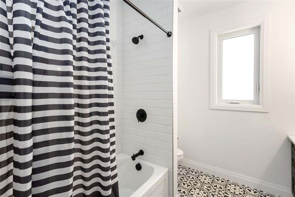 17 KEMP Crescent, Strathroy, Ontario, Canada photo 31