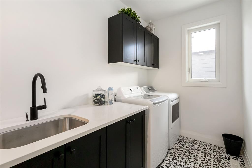 17 KEMP Crescent, Strathroy, Ontario, Canada photo 33