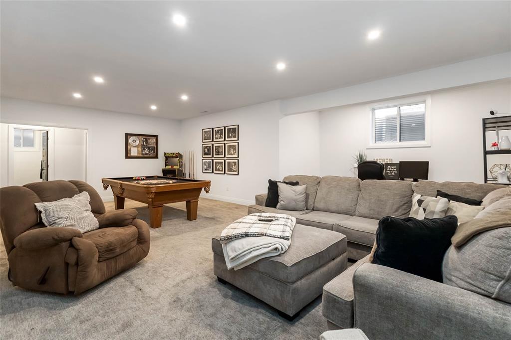 17 KEMP Crescent, Strathroy, Ontario, Canada photo 35