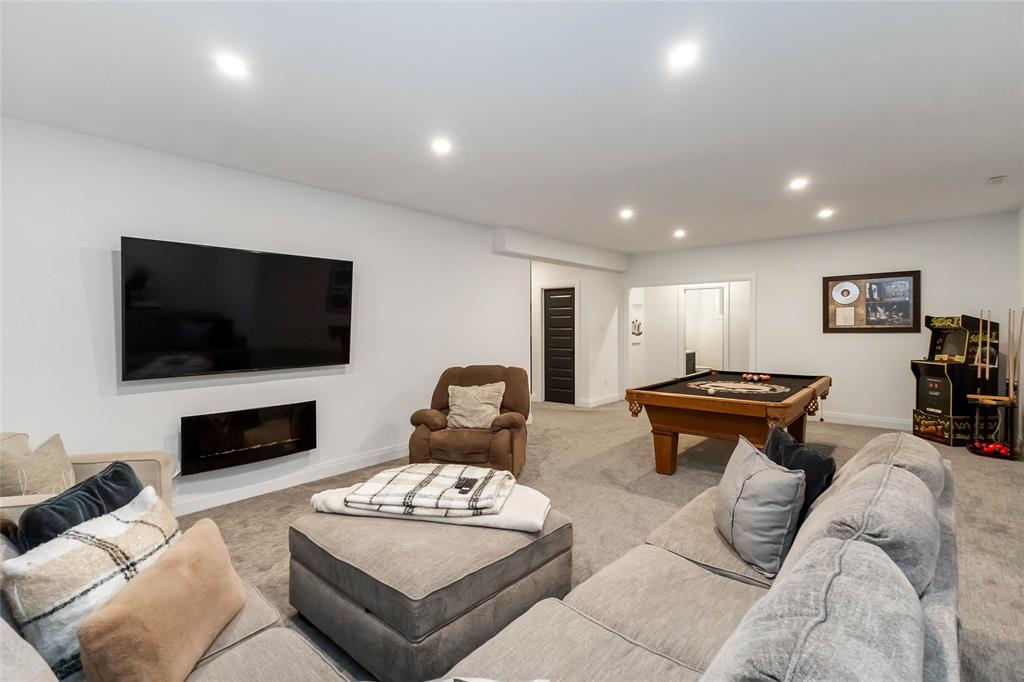 17 KEMP Crescent, Strathroy, Ontario, Canada photo 36