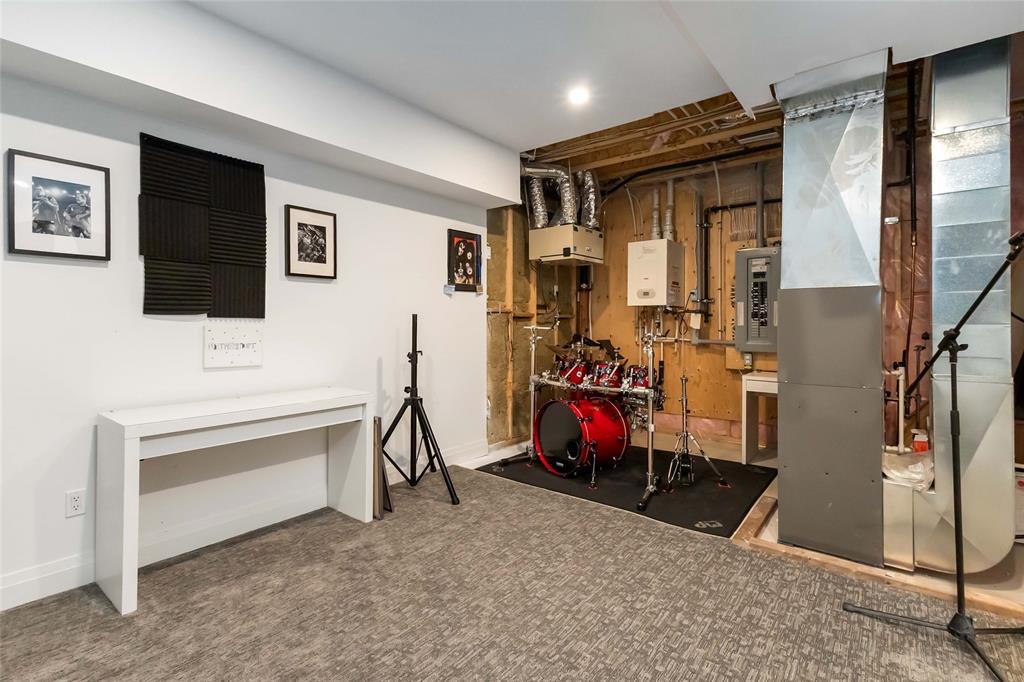 17 KEMP Crescent, Strathroy, Ontario, Canada photo 40