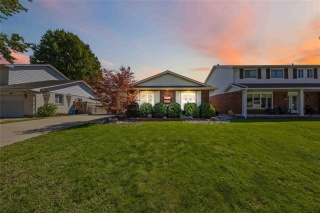 812 DANBURY Crescent, Sarnia Ontario, Canada