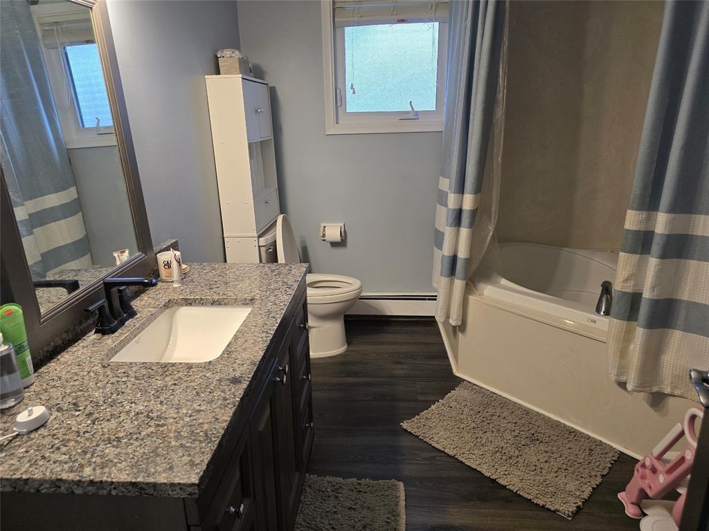 859 Champlain Road, Sarnia, Ontario, Canada photo 4