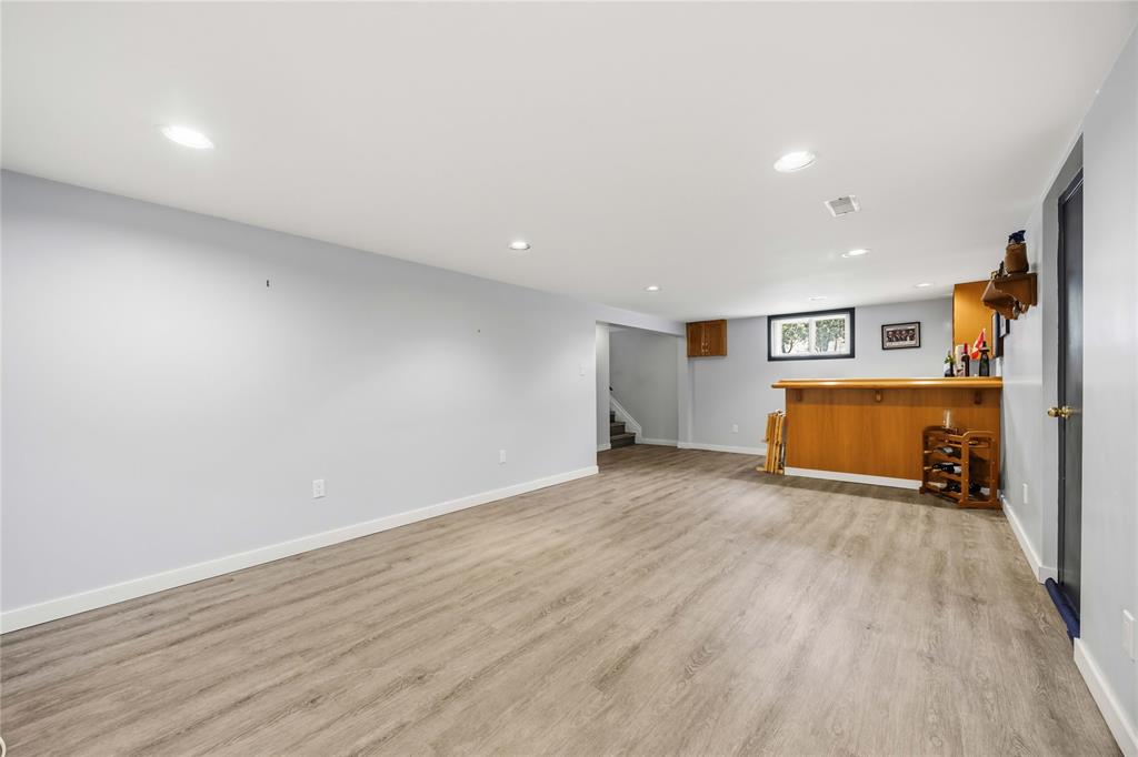1208 THOMAS Drive, Sarnia, Ontario, Canada photo 19