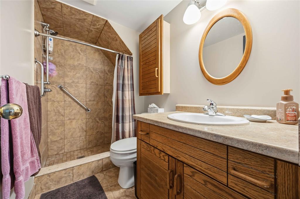 1208 THOMAS Drive, Sarnia, Ontario, Canada photo 21