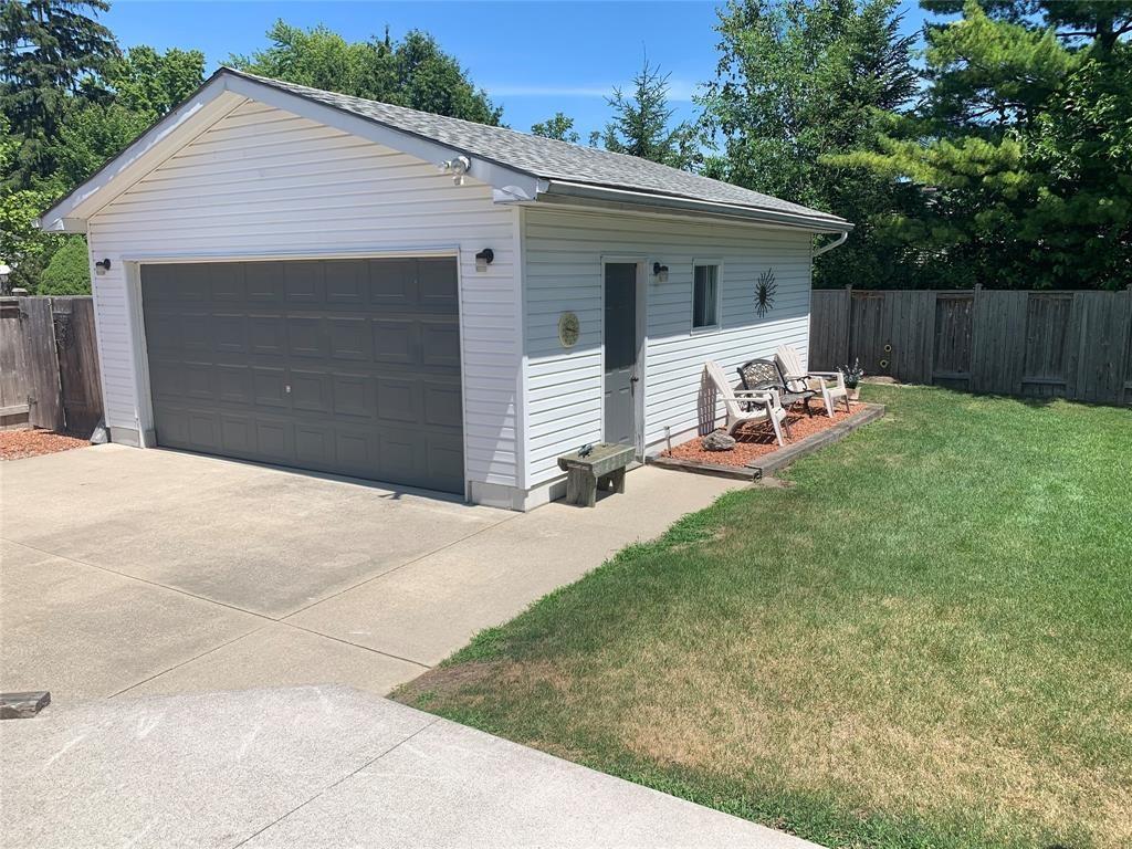 1508 MALLAH Drive, Sarnia Ontario, Canada