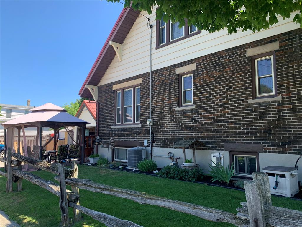 330 MAXWELL Street, Sarnia Ontario, Canada