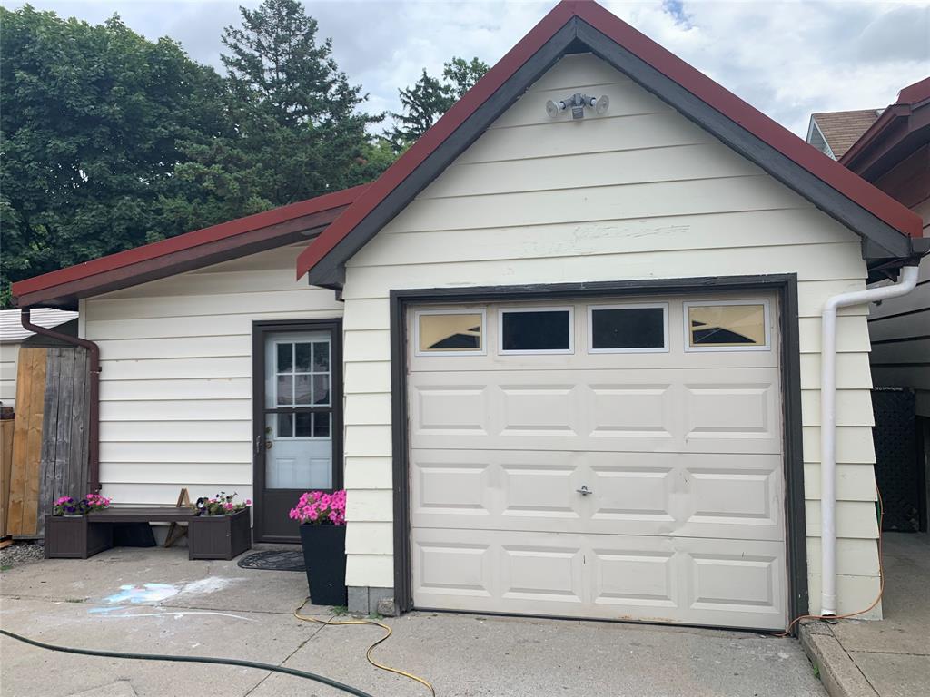330 MAXWELL Street, Sarnia Ontario, Canada