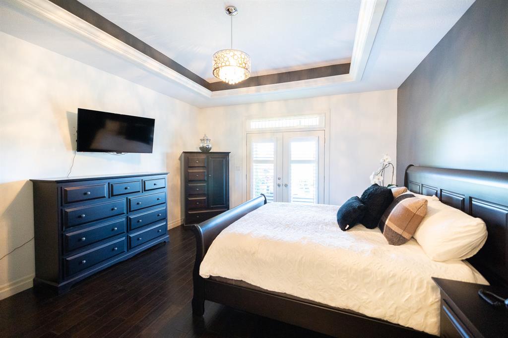 140 LIZUCHA Drive, Sarnia, Ontario, Canada
