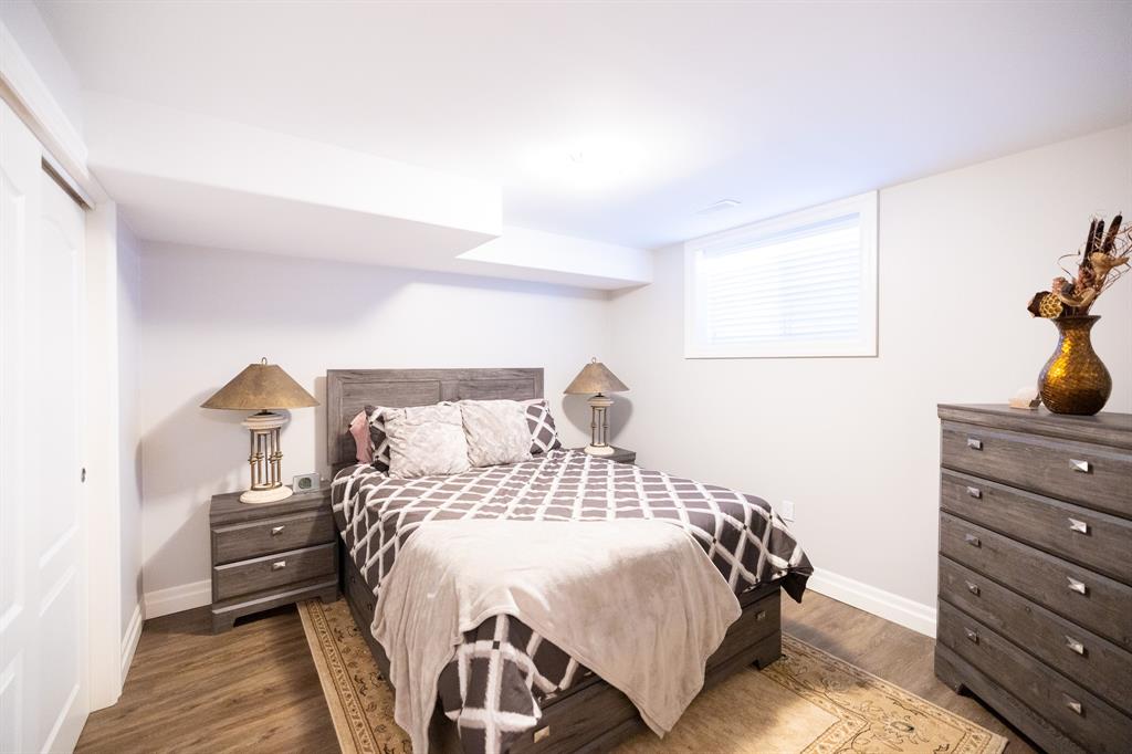 140 LIZUCHA Drive, Sarnia, Ontario, Canada