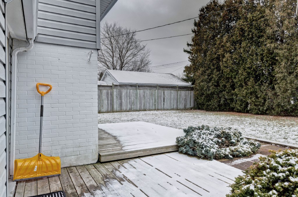385 ELSFIELD CRES, Sarnia, Ontario, Canada
