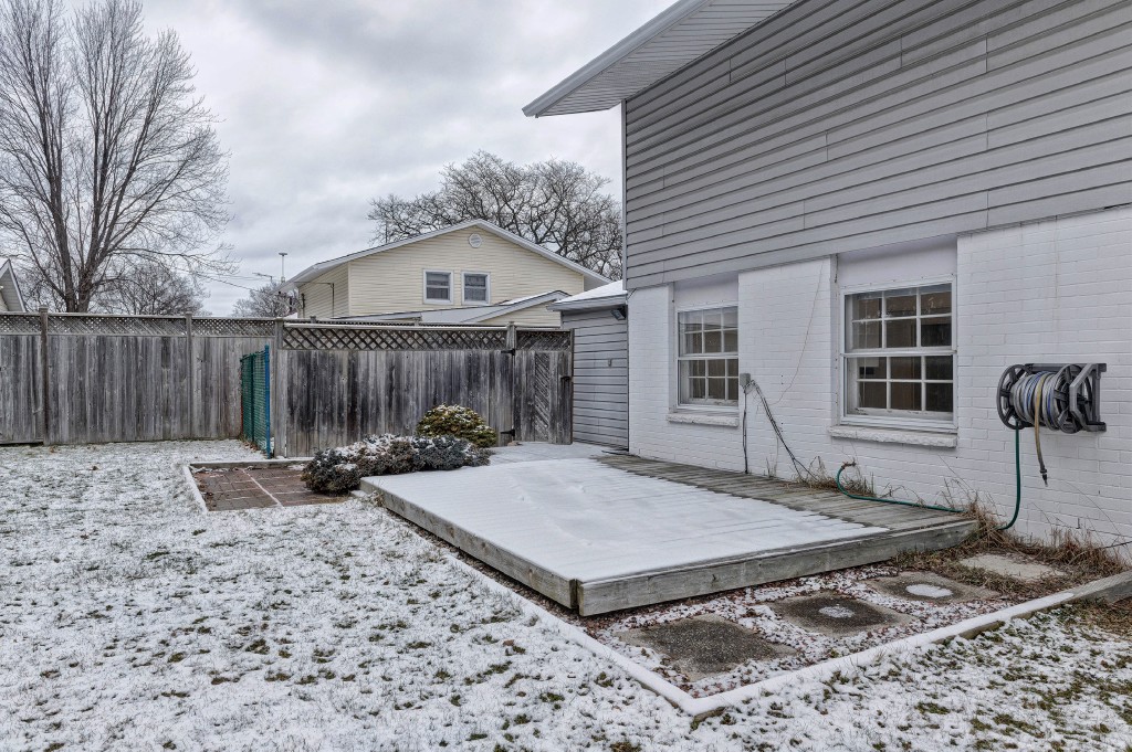 385 ELSFIELD CRES, Sarnia, Ontario, Canada