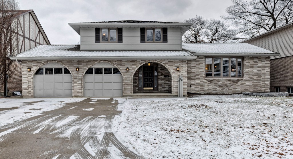 906 VARSITY CRES, Sarnia, Ontario, Canada