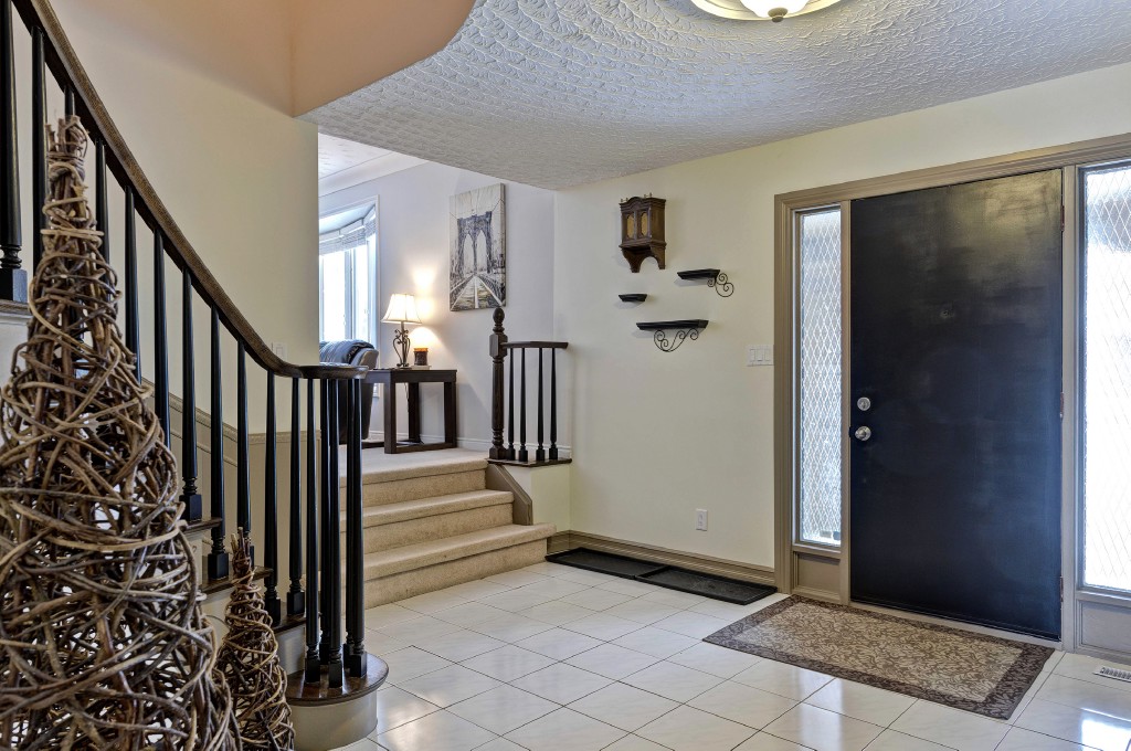 906 VARSITY CRES, Sarnia, Ontario, Canada