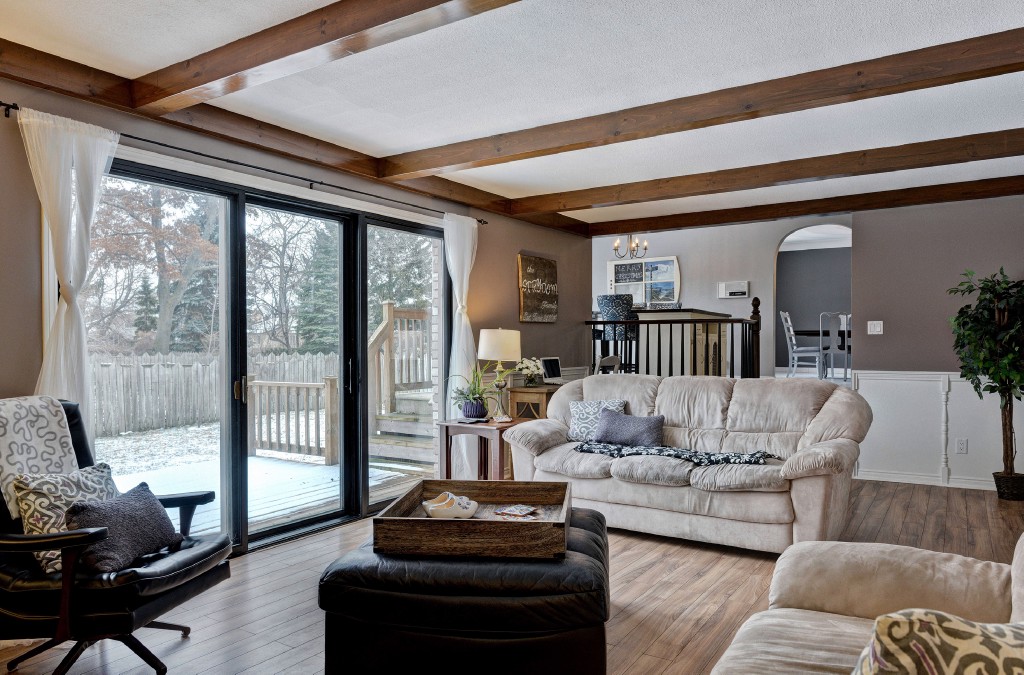 906 VARSITY CRES, Sarnia, Ontario, Canada