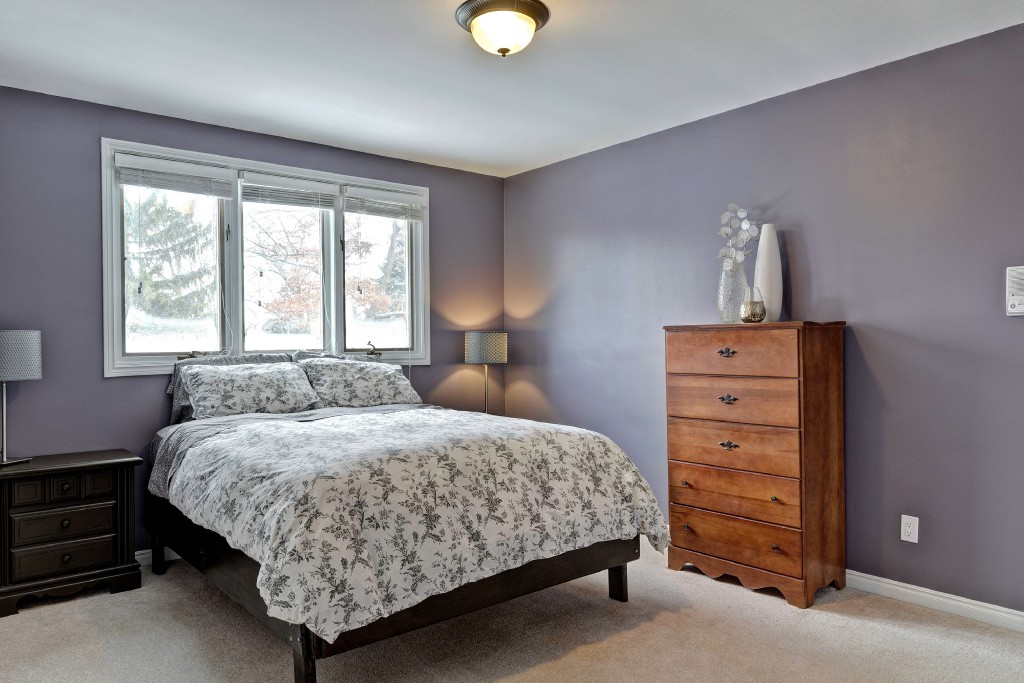 906 VARSITY CRES, Sarnia, Ontario, Canada