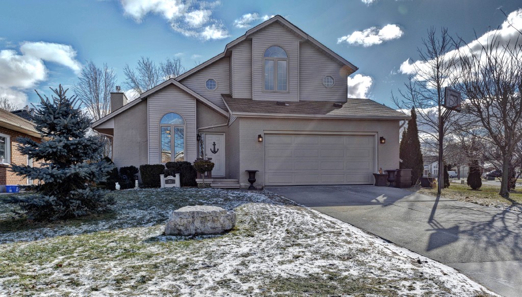 21 WILLOW GLEN CRT, Sarnia, Ontario, Canada