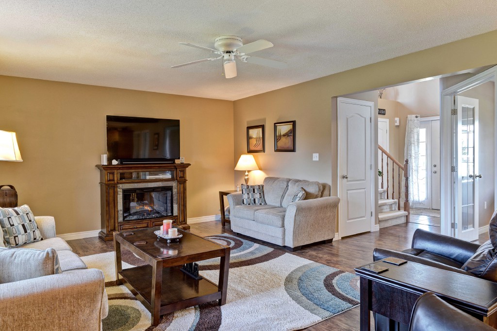 611 RIVA RIDGE DR, St. Clair, Ontario, Canada