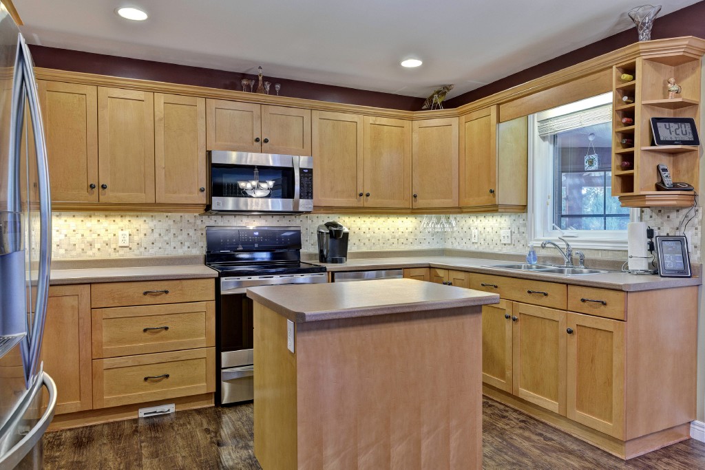 611 RIVA RIDGE DR, St. Clair, Ontario, Canada