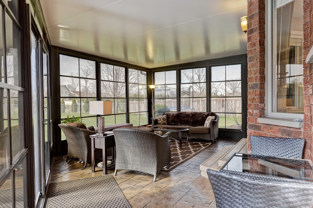 611 RIVA RIDGE DR, St. Clair, Ontario, Canada