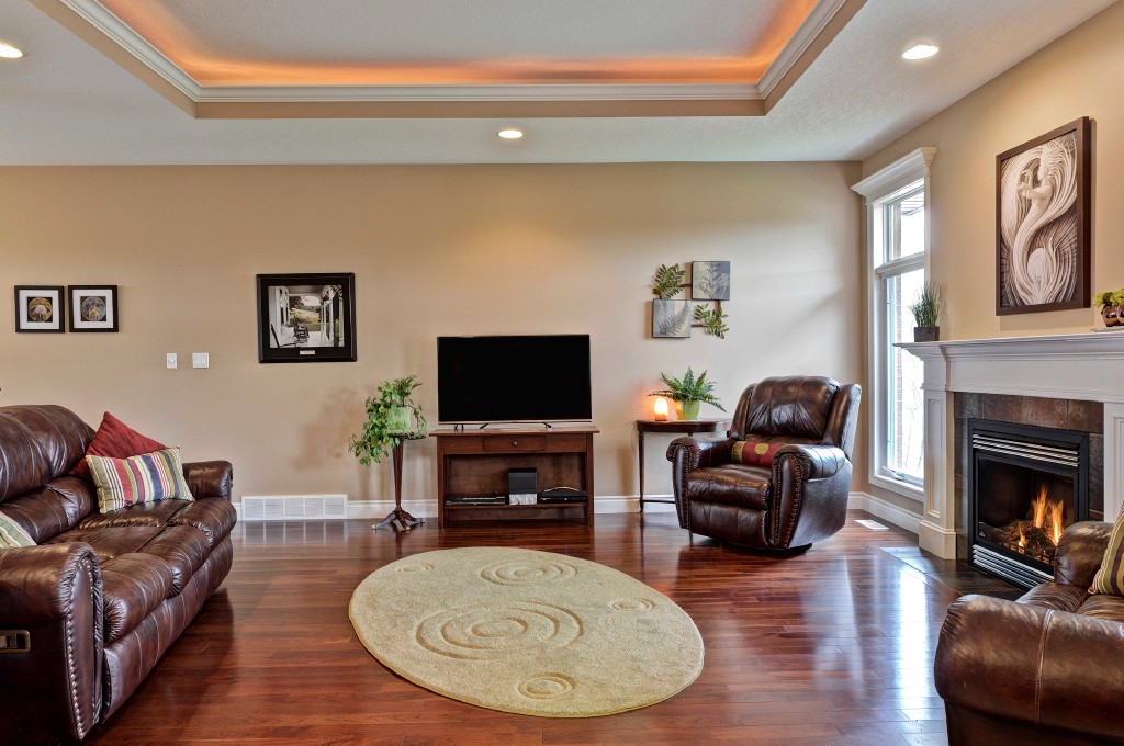 221 AUGUSTA BLVD, Sarnia, Ontario, Canada