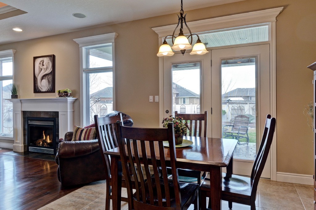 221 AUGUSTA BLVD, Sarnia, Ontario, Canada