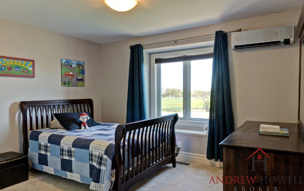502 FIRST AVE, Petrolia, Ontario, Canada
