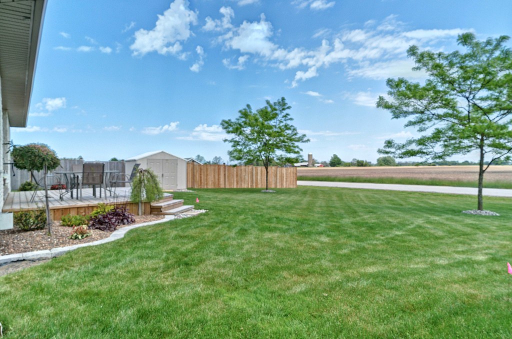 6918 ELIZABETH WAY, Plympton-Wyoming, Ontario, Canada