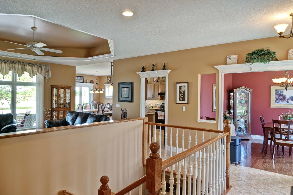6918 ELIZABETH WAY, Plympton-Wyoming, Ontario, Canada