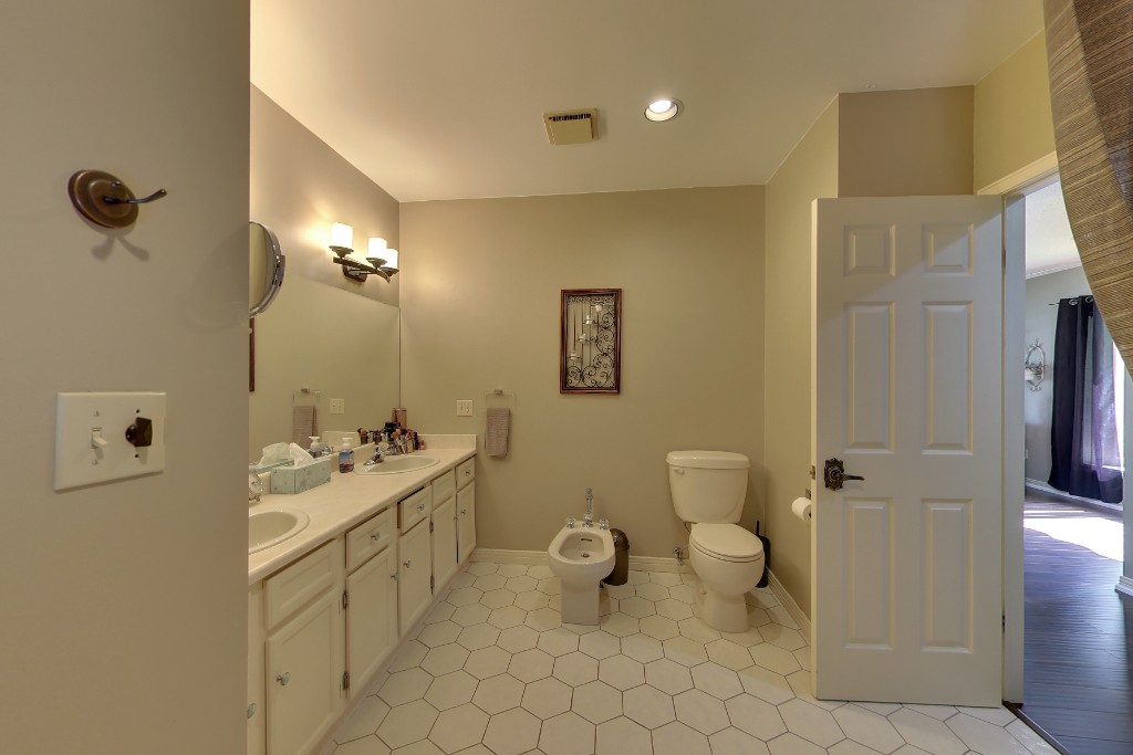 1882 CLARENCE ST, Sarnia, Ontario, Canada