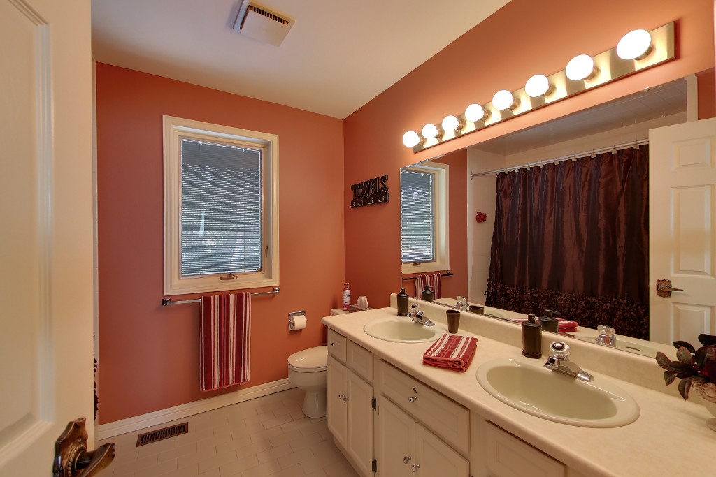 1882 CLARENCE ST, Sarnia, Ontario, Canada